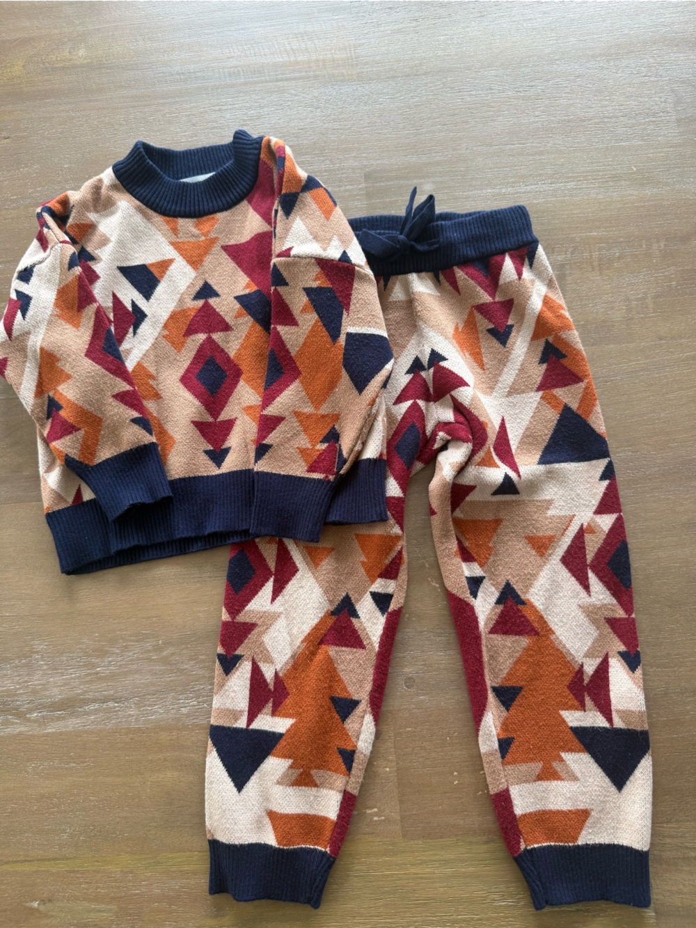 Never fully Dressed Kids Geometric Knit Joggers and Sweater Set - Navy & Rust